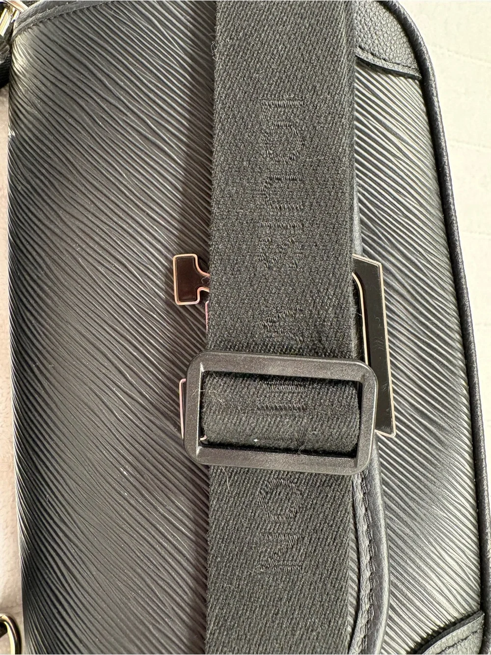 Louis Vuitton Black Buci Crossbody Epi Grained Cowhide
